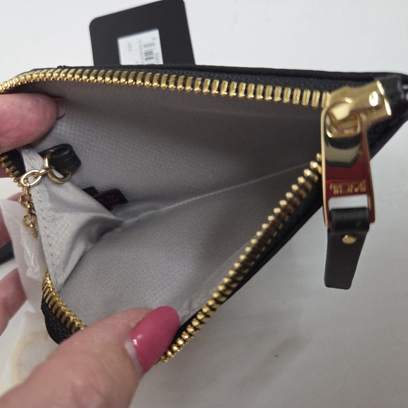 Tumi Vista Sling Black Lanyard Card Case NWT - Picture 4 of 7